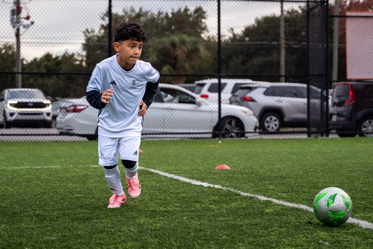 Winter soccer camp players at a Fundación Real Madrid camp